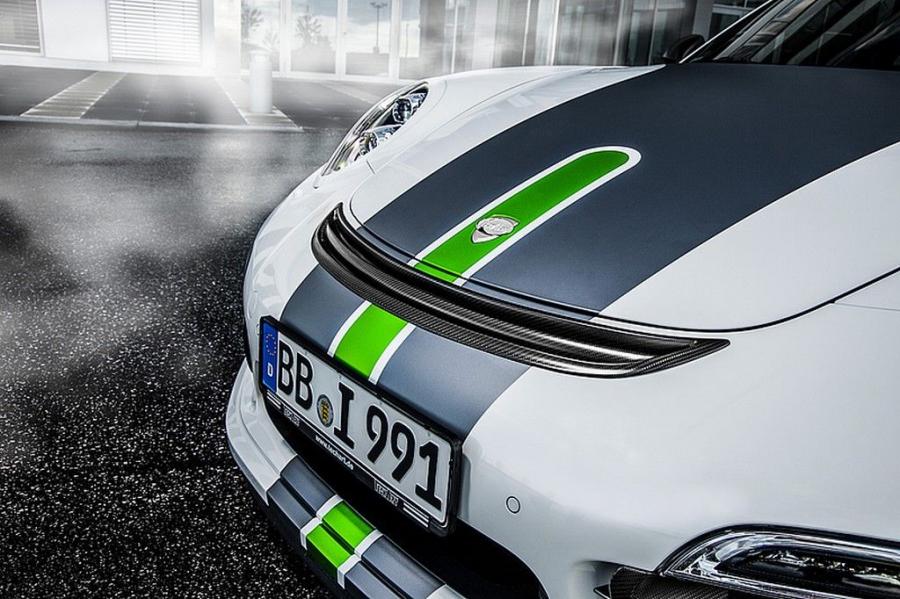  Porsche 911 Turbo White by TechArt 2014 года  (фото 6 из 11)